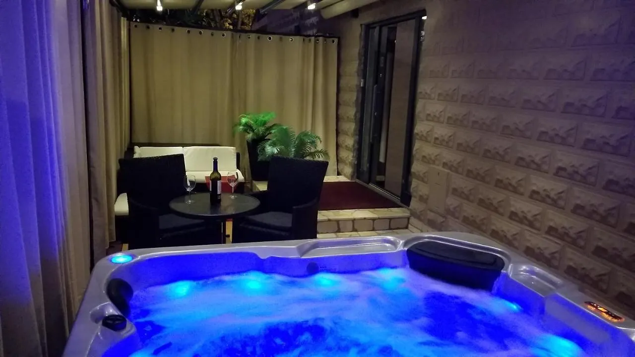 Villa Summer Dream With Heated Pool, Sauna And Jacuzzi Malinska 0*,