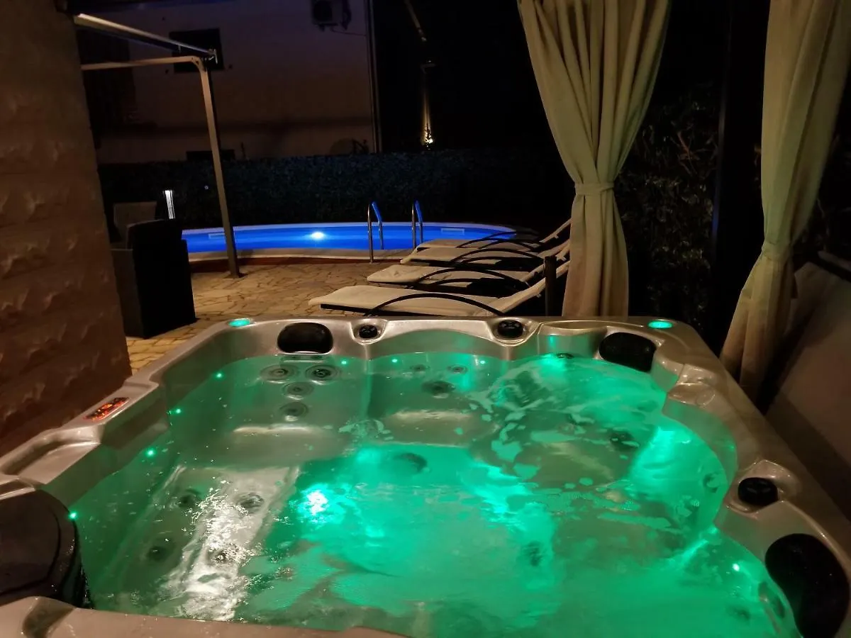Villa Summer Dream With Heated Pool, Sauna And Jacuzzi Malinska Croatia