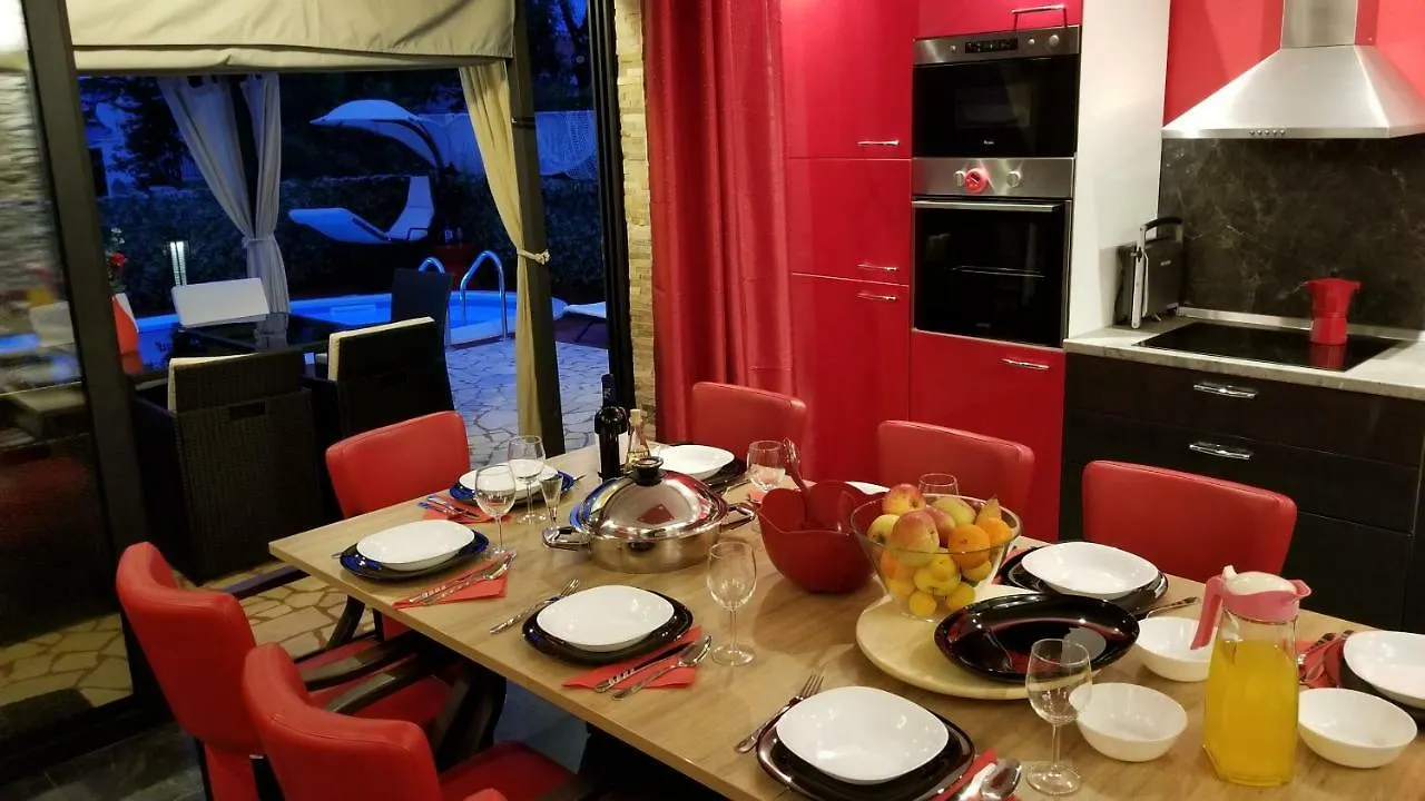 Villa Summer Dream With Heated Pool, Sauna And Jacuzzi Malinska