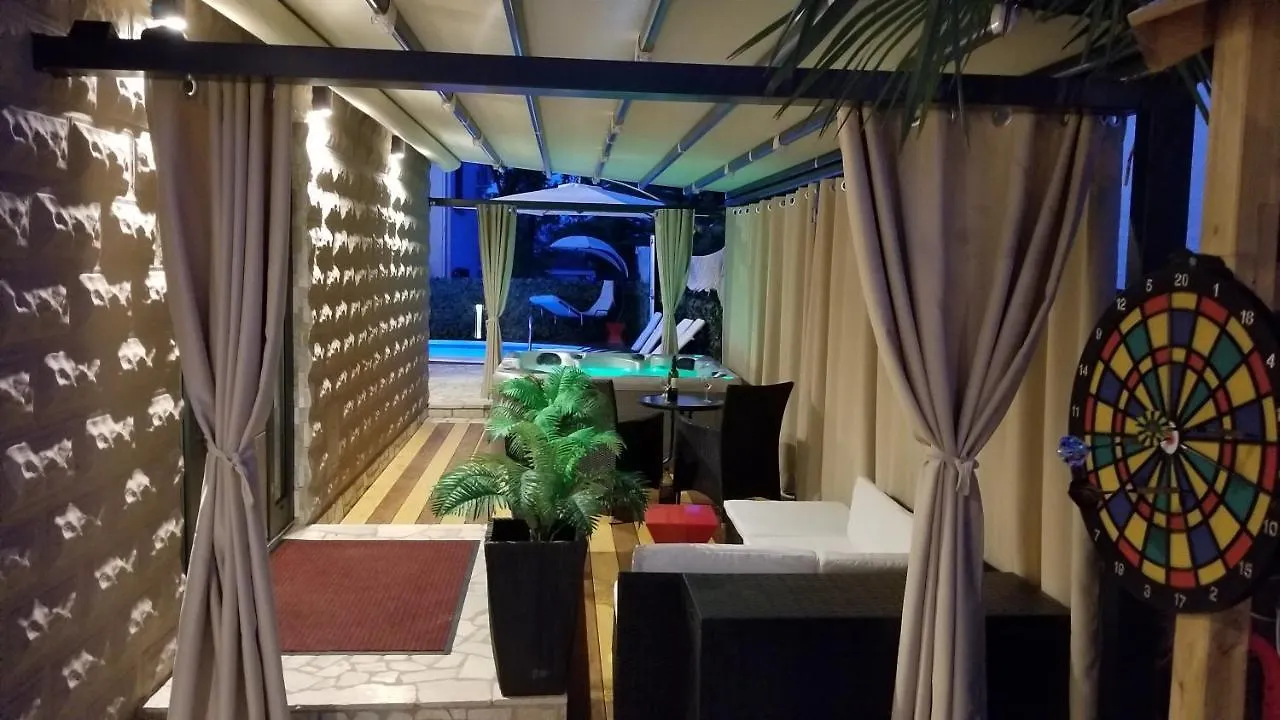 Villa Summer Dream With Heated Pool, Sauna And Jacuzzi Malinska