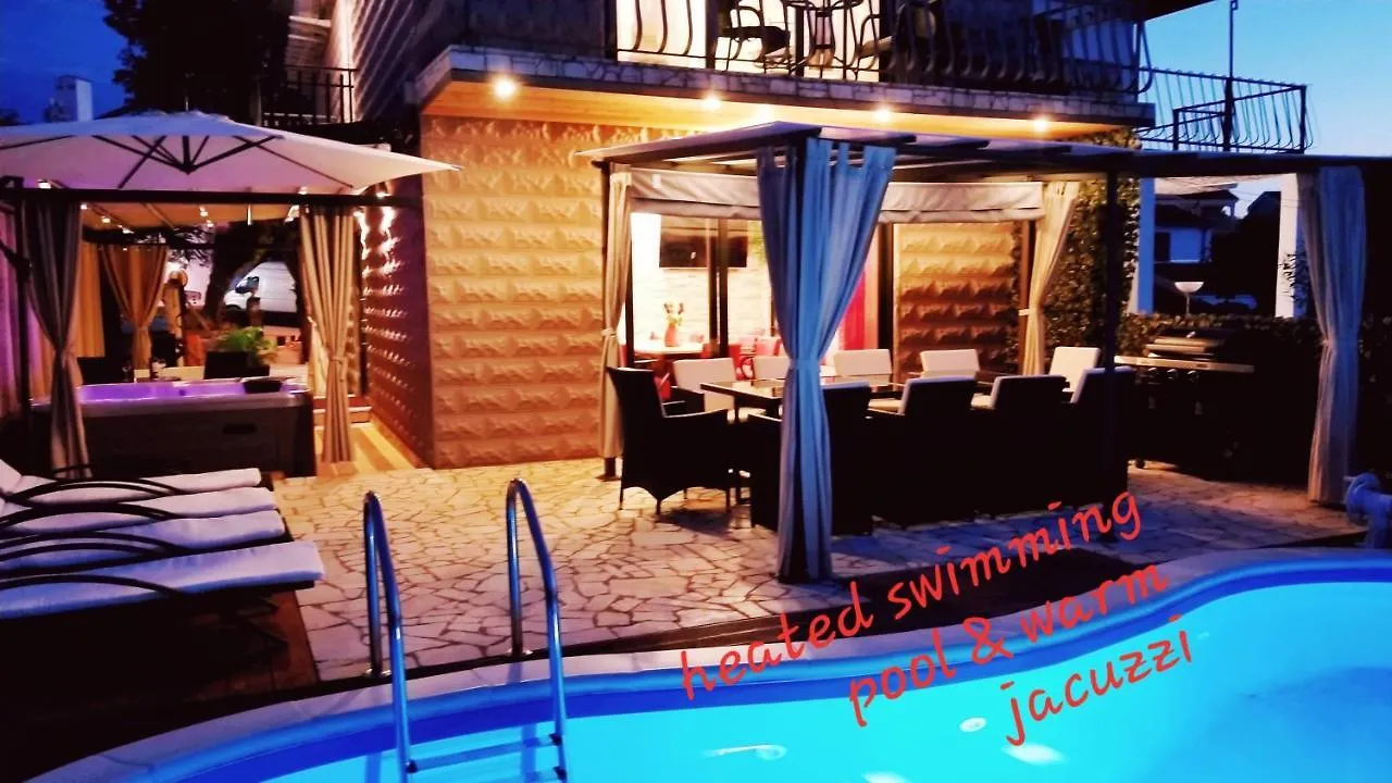 Villa Summer Dream With Heated Pool, Sauna And Jacuzzi Malinska